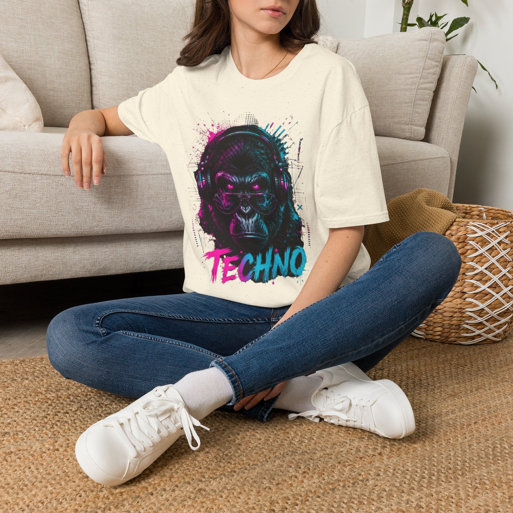 Techno Gorilla T‑Shirt — Neon DJ Ape Graphic Tee